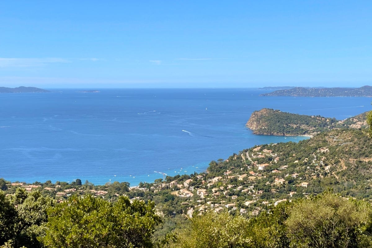 Radfahren auf dem Col du Canadel: Ein verstecktes Juwel in der Provence